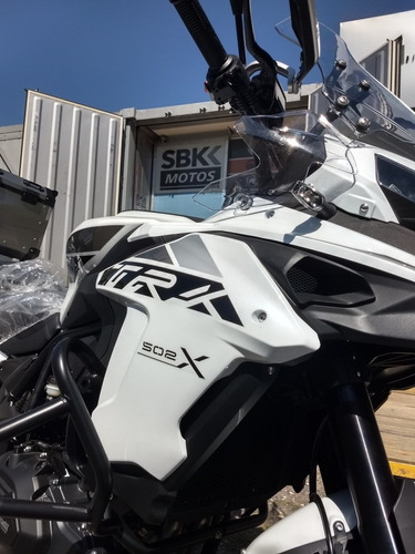 Imagen 2 de 16 de Benelli Trk 502 X En Sbk Motos
