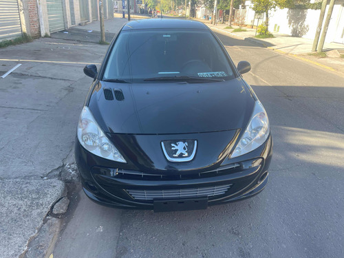 Peugeot 207 1.4 Sedan Active 75cv