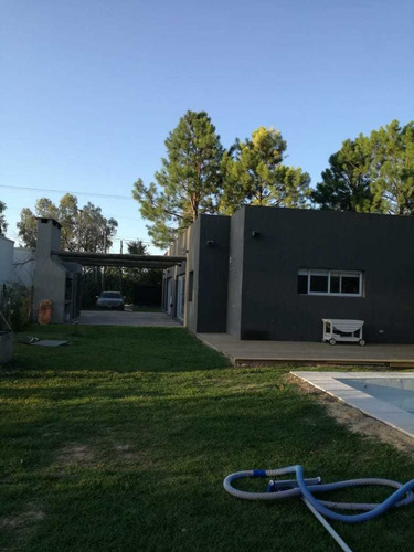 Imagen 2 de 14 de Alquiler Temporario De Casa Quinta En Mercedes 34 Y 131