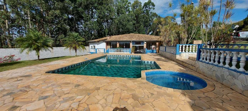Imagem 2 de 14 de 5.000 M², Casa Ampla Com 06 Dormitórios, Playground, Piscina