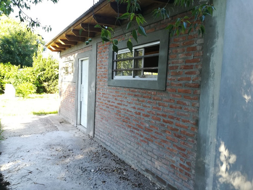 Casa En Arturo Seguí. Excelente Oportunidad, Amplio Terreno