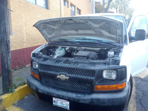 Imagen 7 de 11 de Chevrolet Express 2010
