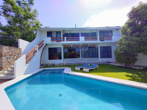 Casa En Privada En Tequesquitengo, Jojutla, Morelos - Ham-581-cp