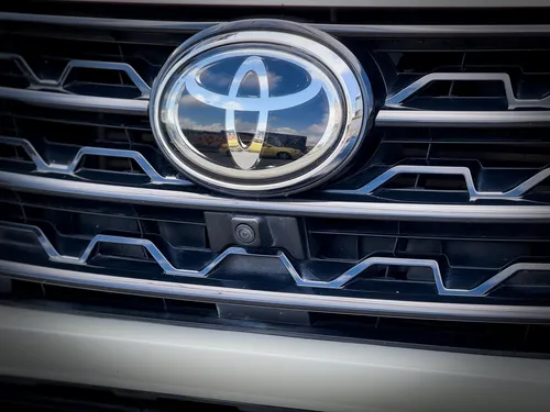 Toyota Fortuner Srv 2.4 At 2022 Especial