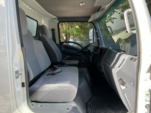 Isuzu Elf 400 K 2023