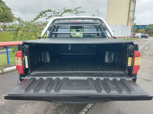 Chevrolet S-10 2.4 MPFI EXECUTIVE 4X2 CD 8V