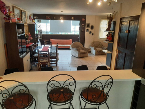 Imagen 7 de 14 de Niurka Paraguan Vende Amplio Apartamento En Urb. Terrezas De Lo Nisperos Valencia Código 143448