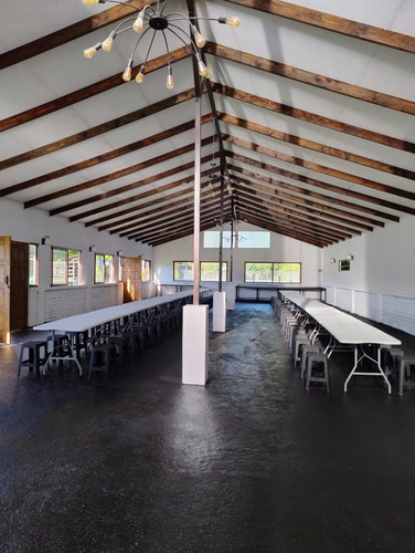 Arriendo Parcela Con Piscina Y Salón De Eventos Buin