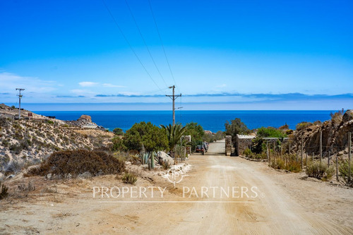 Terreno En Exclusivo Condominio Algamar