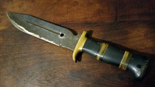 Cuchillo Táctico Tipo Bowie 