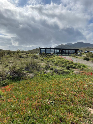 Casa Amoblada En Venta De 4 Dorm. En Los Molles