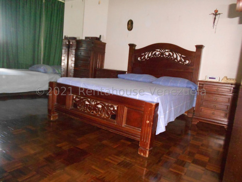 Imagen 12 de 22 de 22-6647. Apartamento Con Vista Al Avila En Una De Las Mejores Zonas De Caracas.