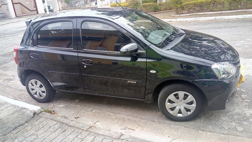 Toyota Etios X 2016/2017