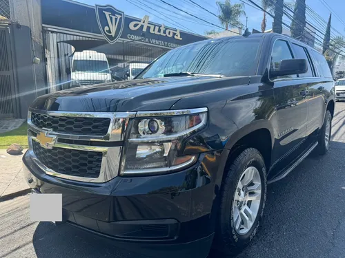 Suburban Lt 4x4 2017