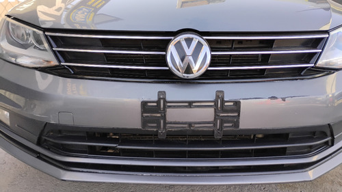 Volkswagen Jetta 2.5 Trendline L5 B A At