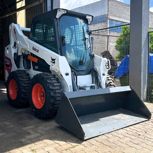 Mini Carregadeira Bobcat S570 - Ano 2019