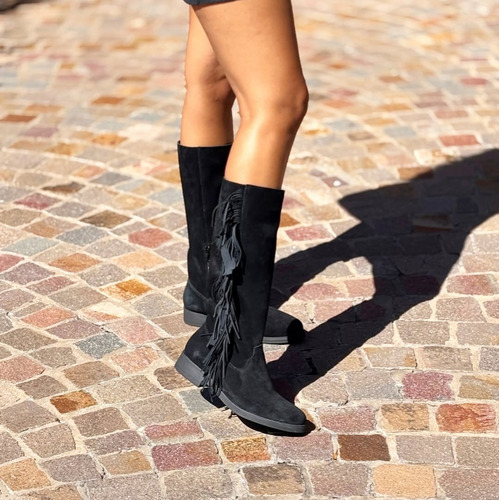 Botas Largas Con Flecos Gamuza Penelope Última Moda 3108