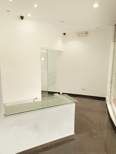 Imagen 2 de 8 de Local En Alquiler 18.05 M2 Galeria Las Americas Las Minas San Antonio