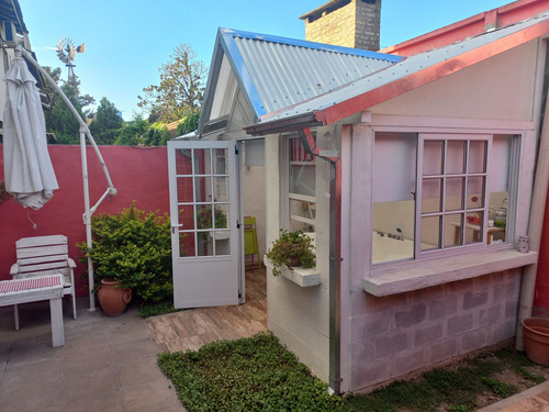 Venta Duplex 4 Ambientes Jardin Cochera Jacuzzi