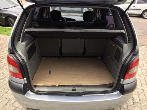 Renault - Scenic Authentique 1.6 16v 4p 2008