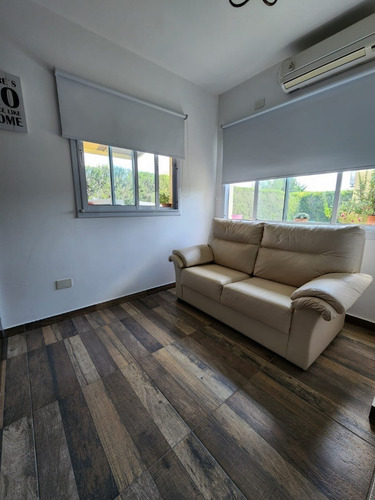 Imagen 5 de 15 de Hermosa Casa 4 Ambientes Con Parque En Los Robles