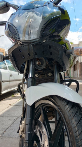 Imagen 10 de 18 de Bajaj Rowser 220 F 2015 Unica Mano Titular 25.000 Km Vtv