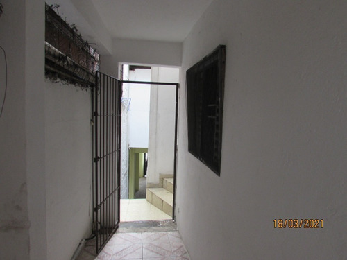Imagem 1 de 12 de Casa Para Alugar No Cangaiba - 3235 - 32495837