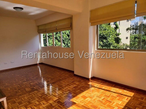 Alquiler De Bello Apartamento. Mls 25-13678. Ycl.