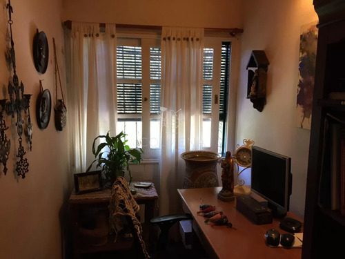Muy Linda Casa Con Espectacular Terreno De 6000 Mts2 Parquizados!