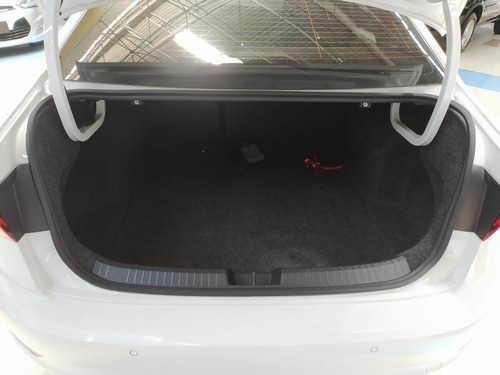 Imagem 10 de 11 de Volkswagen Jetta 1.4 250 Tsi Total Comfortline