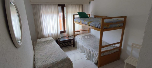 Imagen 10 de 19 de Apartamento Frente A Plaza México De 3 Dormitorios En Venta - Venta Anual