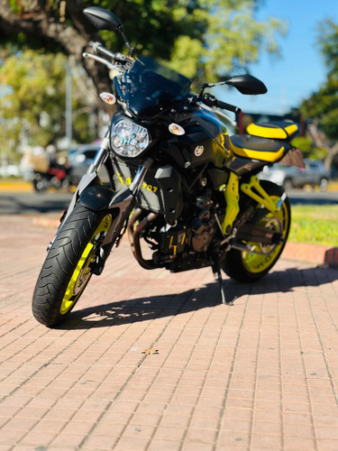 Imagen 15 de 17 de Yamaha Mt07, No Kawa 650, No Suzuki Gsx 750, No Bmw Gs, Moto