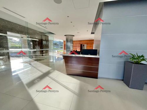 Venta De Apartamento De 2 Dormitorios En Icon Brava Punta Del Este