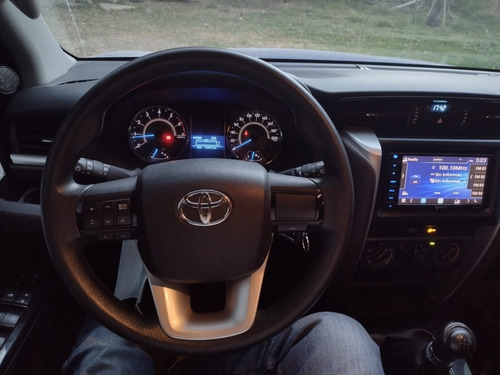 Imagen 6 de 12 de Toyota Fortuner Full 2.7 Mt Año 2019