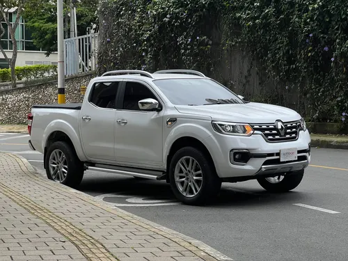 Renault Alaskan 2.5 Intens