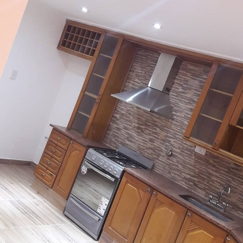 Casa En Venta. Country De Tandil.
