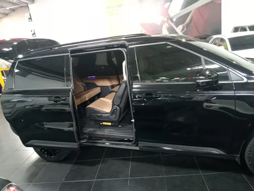 Kia Carnival Zenith At 3.5 4x2