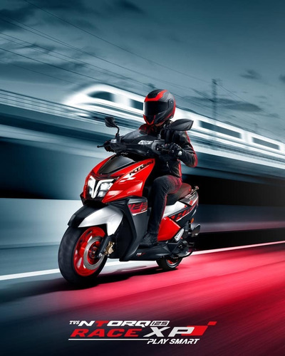 Imagen 8 de 25 de Moto Scooter Tvs Ntorq 125 Rojo Puesta En Calle Patentada !