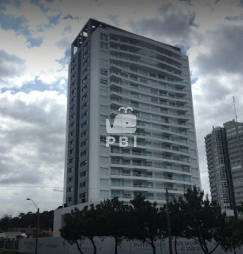 Departamento De 2 Dormitorios En Venta, Punta Del Este - Greenlife - Ref : Pbi14290