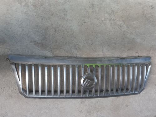 Parrilla Mercury Mountaineer 2002 2003 2004 2005 Original Us Mate (Usado)