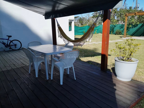 Casa En Alquiler De Temporada Y Venta En Punta Del Este, A Pocas Cuadras Del Shopping