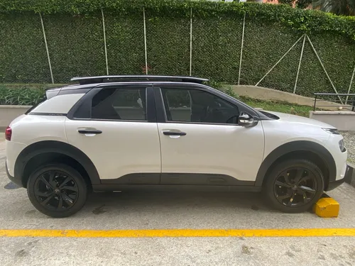 Citroën C4 Cactus 1.6 Shine Turbo Aut