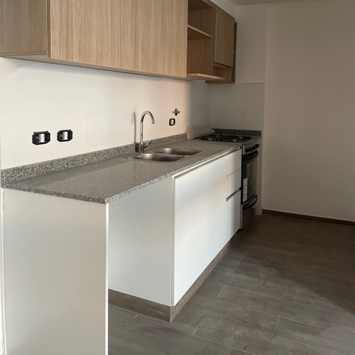 Departamento Con Balcon A Estrenar - Apto Profesional