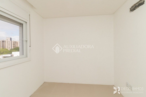 Imagem 9 de 15 de Apartamento - Tristeza - Ref: 210057 - V-210057