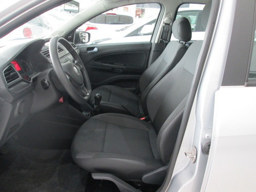Imagem 17 de 18 de Volkswagen Voyage 1.6 Msi Flex Completo Ano 2019