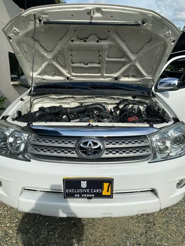 Toyota Fortuner 2.7l 4x2