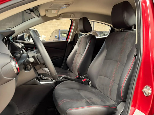 Mazda 2 Sport Carbon Edition 2.0