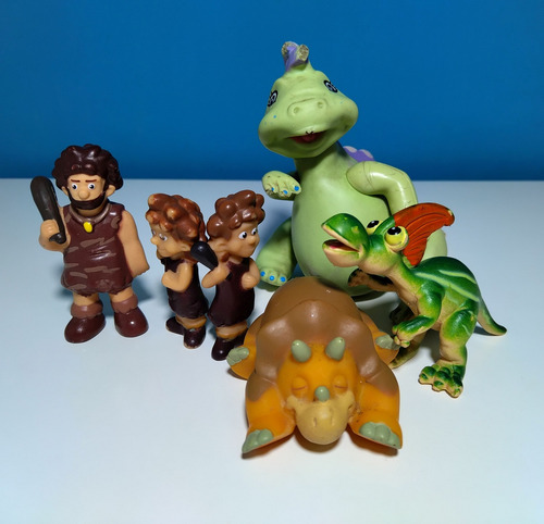 Muñecos Cavernicolas Y Dinosaurios X 6 (Usado)