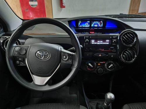 Imagem 13 de 15 de Toyota Etios Sedan Xplus