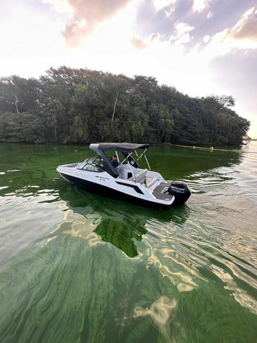 Lancha Mestra 212 + Motor Mercury 100hp 4t Ano 2026 Zero!